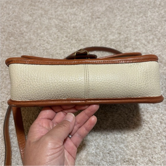 Dooney & Bourke Small Equestrian Crossbody Handbag Cream/Bone & Tan - Picture 3 of 16